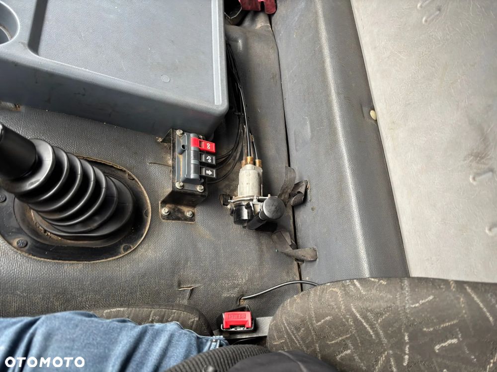 Kamaz 65115 wywrotka 3 stronna kiper 6x4 resor manual połówki 2011r - 33