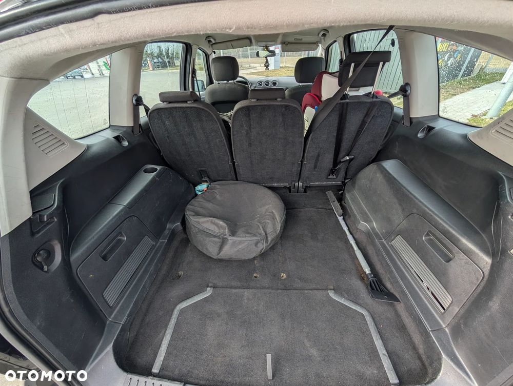 Ford S-Max - 4