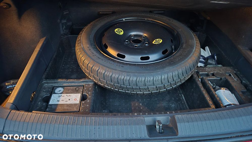 Volkswagen Tiguan Allspace - 8