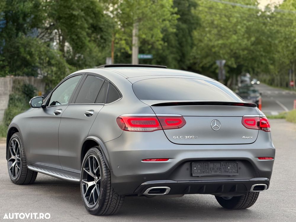 Mercedes-Benz GLC Coupe 300 d 4Matic 9G-TRONIC AMG Line Plus - 4
