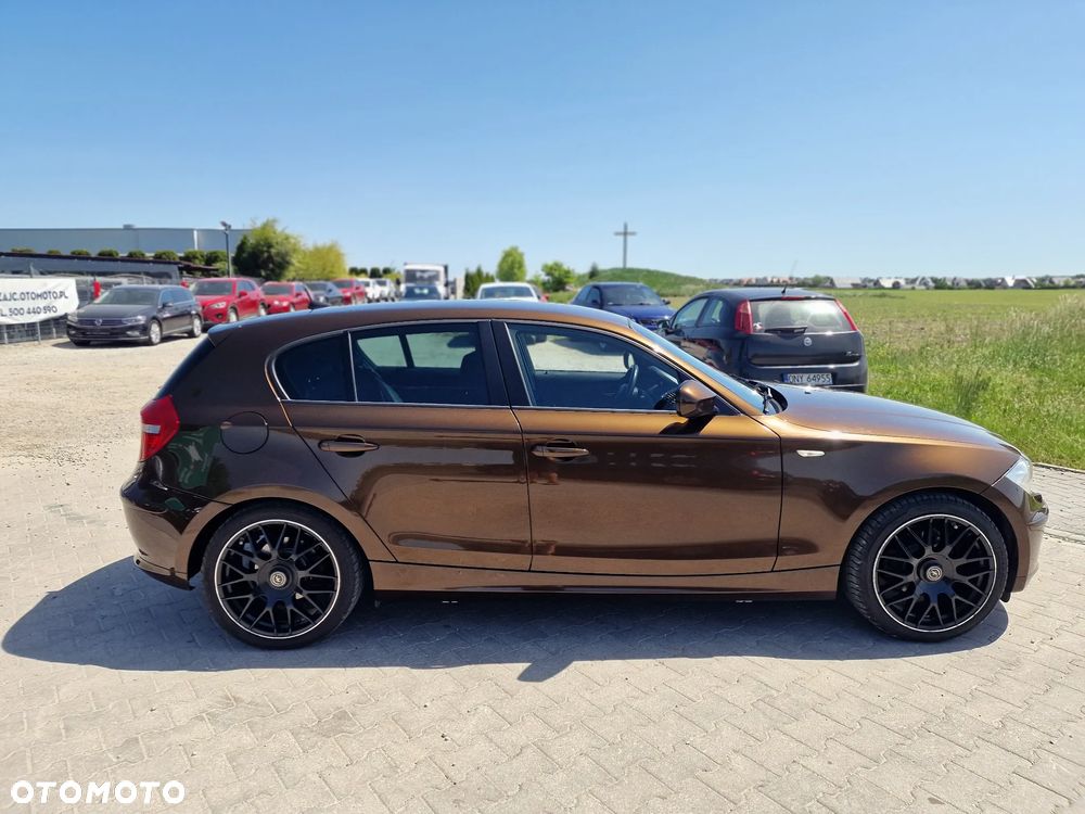BMW Seria 1 120d - 8