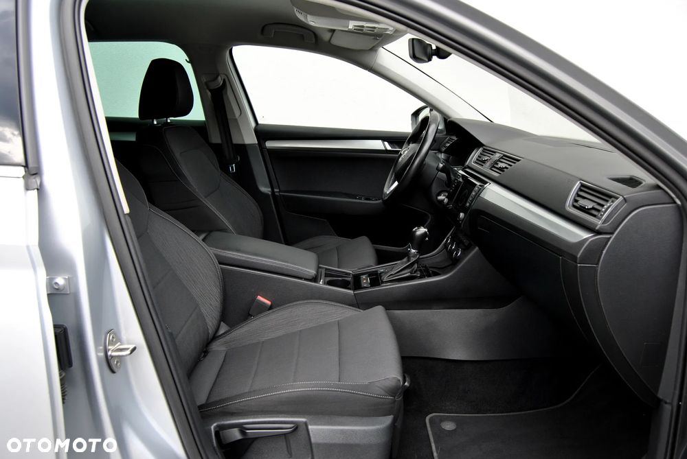 Skoda Superb 2.0 TDI 4x4 DSG Style - 22