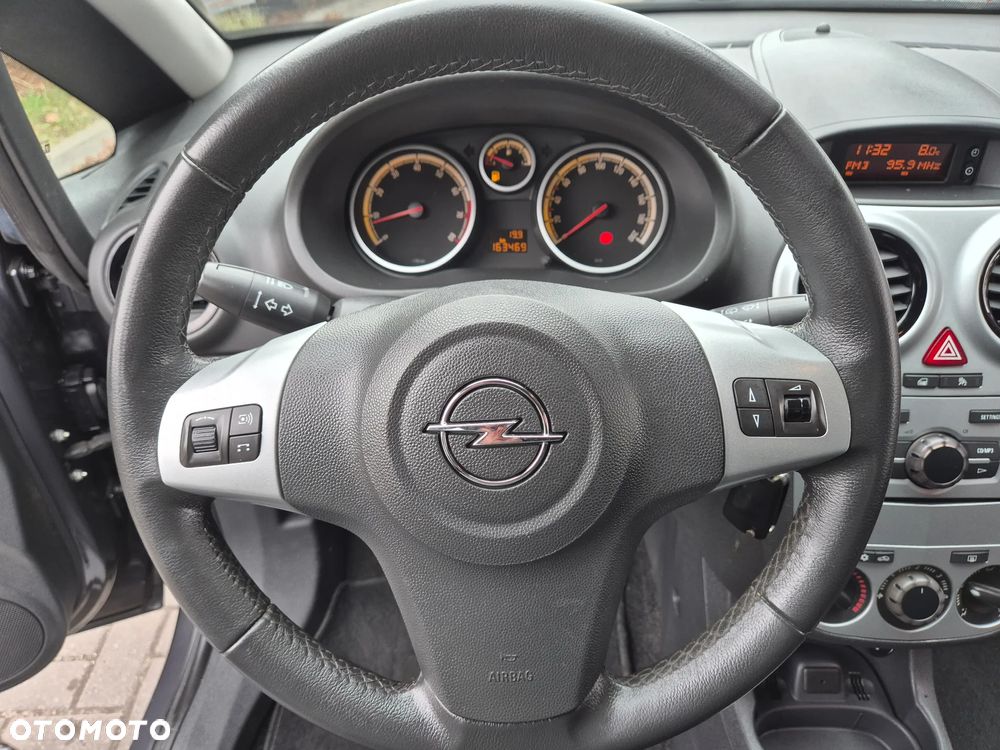 Opel Corsa 1.4 16V Satellite - 37