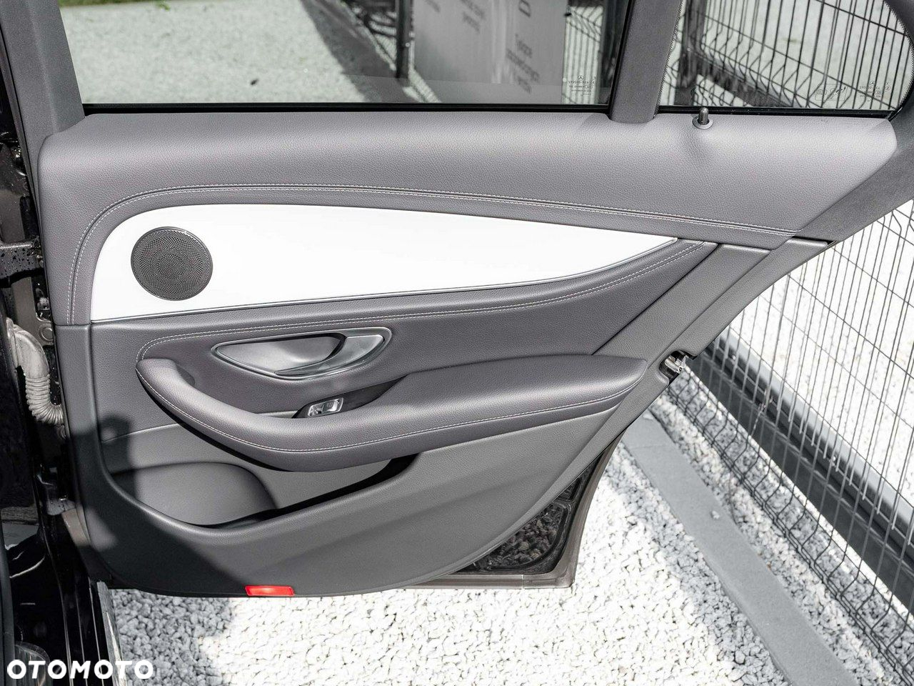 Mercedes-Benz Klasa E - 30