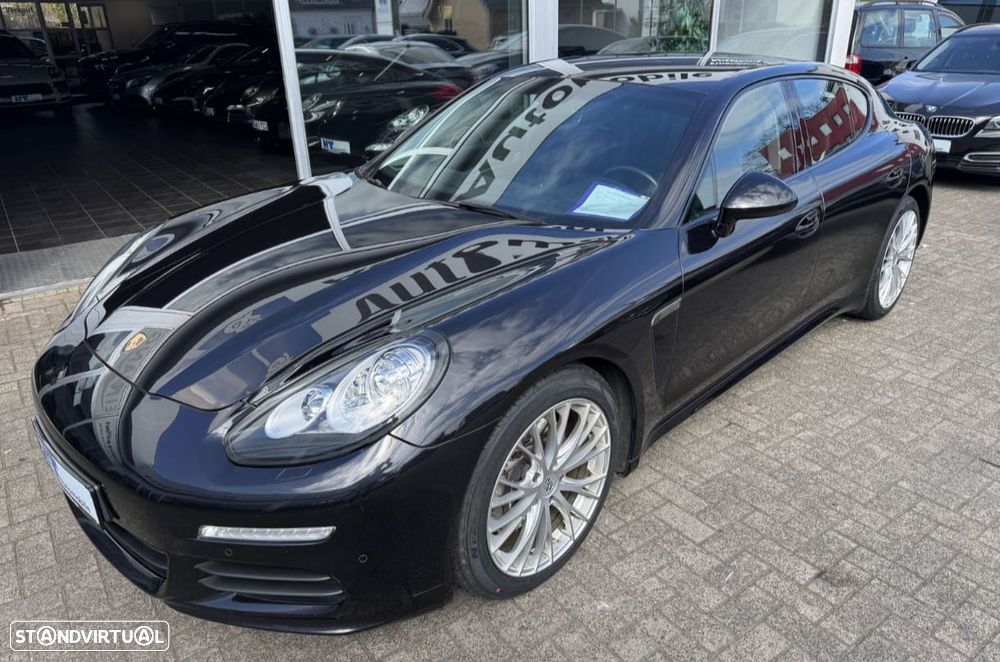 Porsche Panamera 4 PDK Edition - 1