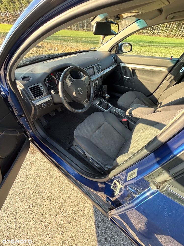 Opel Vectra 1.9 CDTI Cosmo - 10
