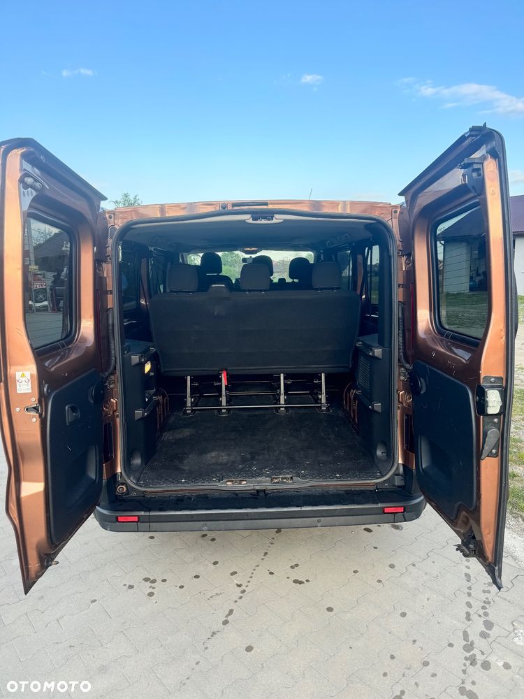 Renault Trafic Grand 1.6 dCi - 6