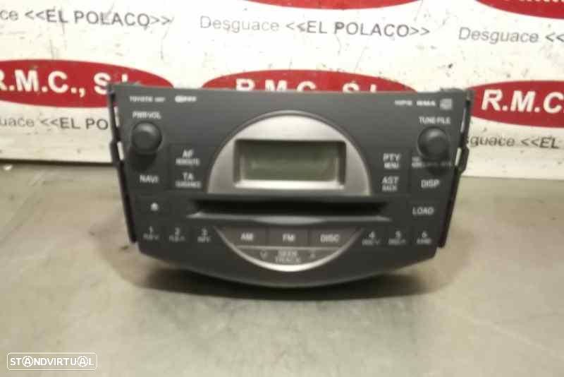 SISTEMA DE ÁUDIO RÁDIO CD TOYOTA RAV4 A3 - 1