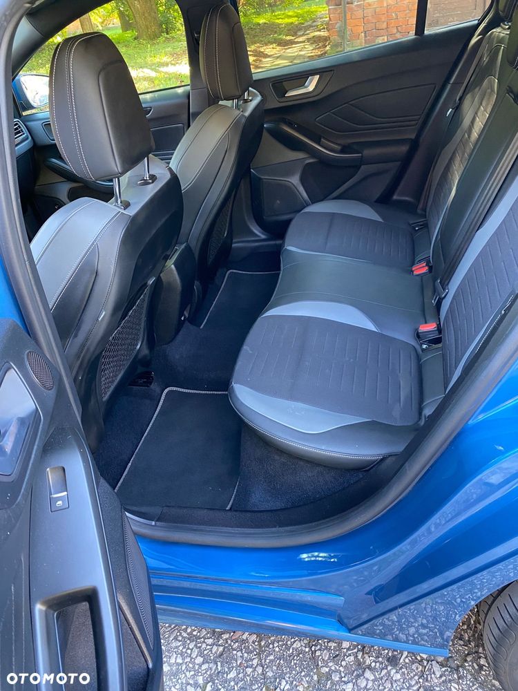 Ford Focus 2.0 EcoBlue ST - 27