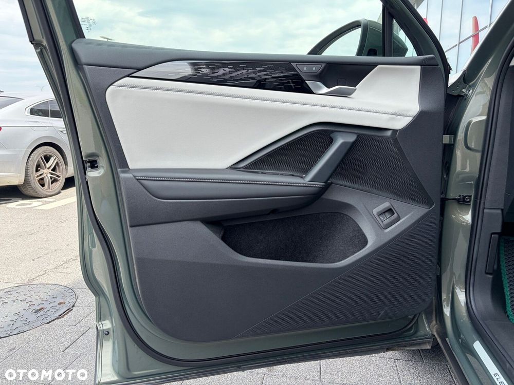 Volkswagen Tiguan - 10