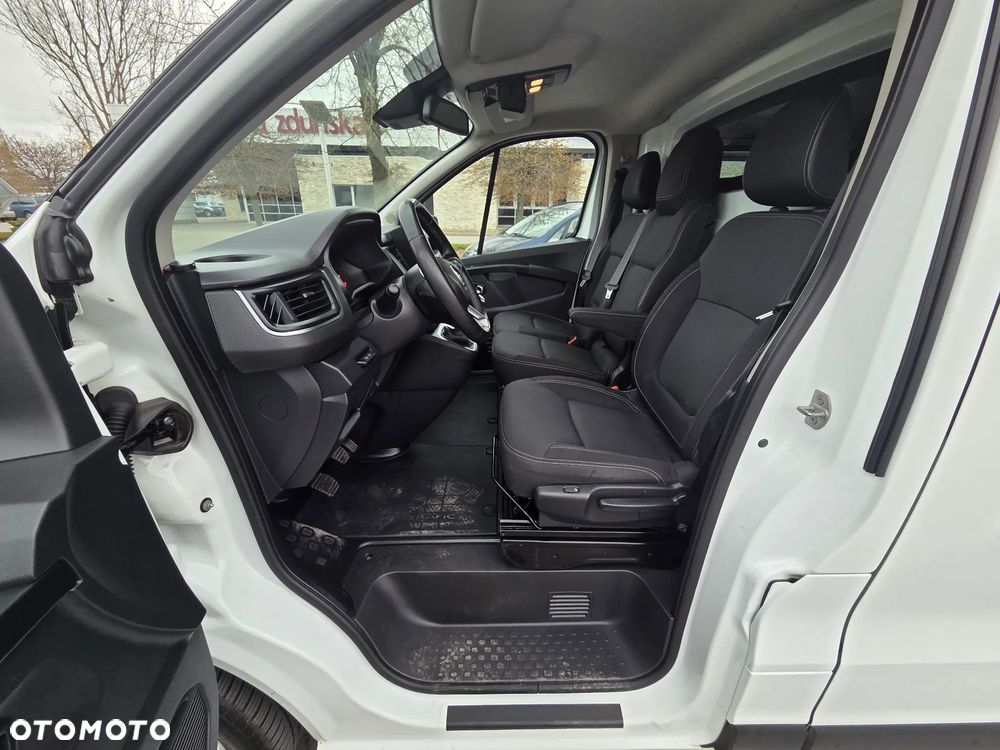 Renault Trafic - 12