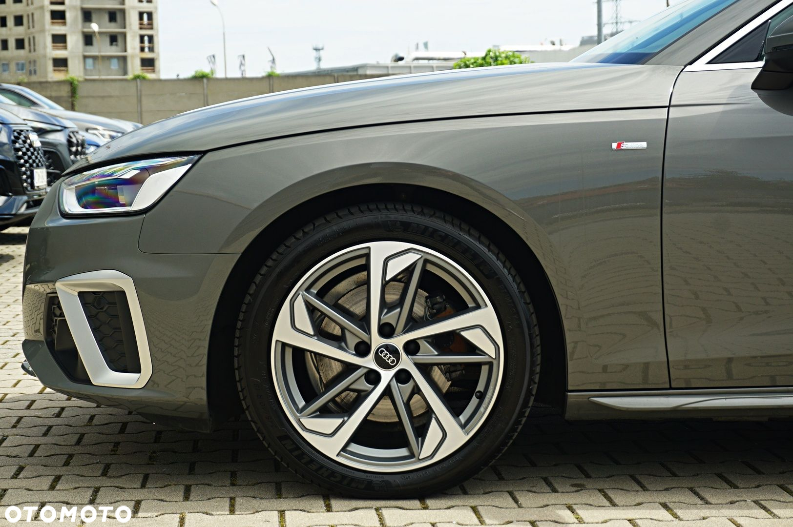 Audi A4 - 8