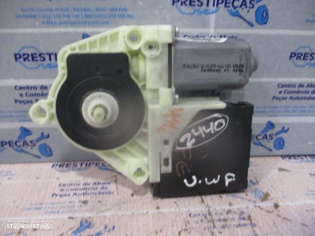 Motor Elevador Vidro 5K0959793A  5K0959701D  7746021001 VW GOLF 6 2009 1.4 80CV 5P CINZA FE - 1