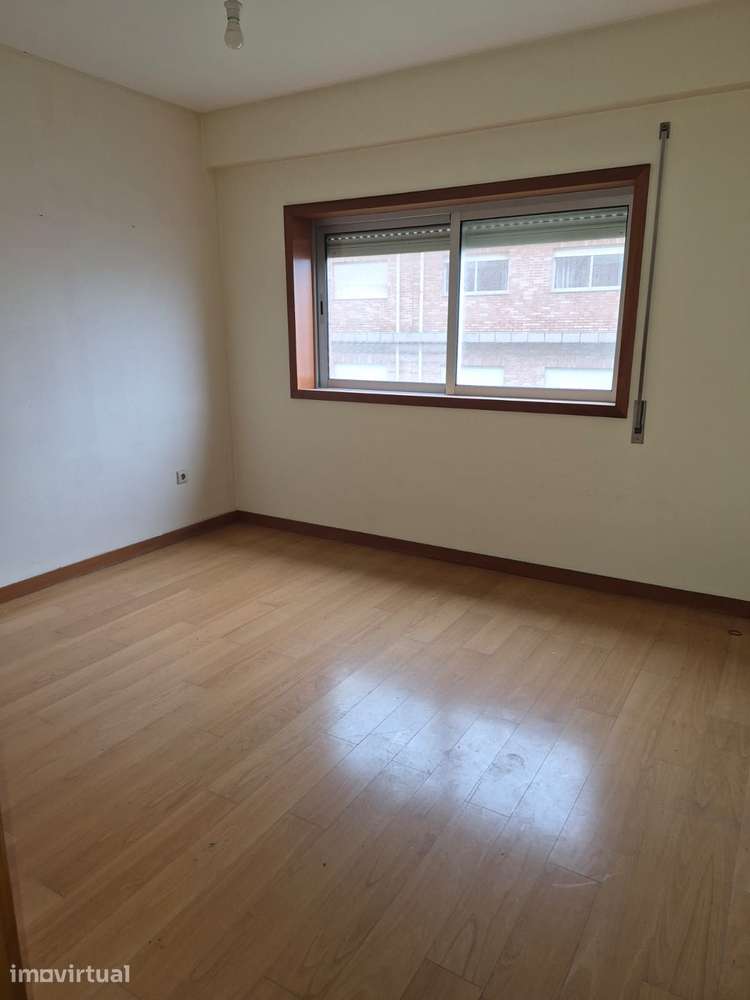 Aluga-se Apartamento T2 Trofa - Grande imagem: 5/14