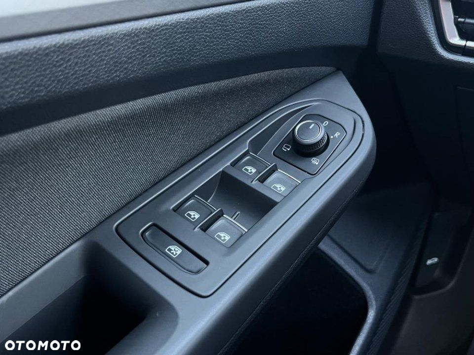 Volkswagen Golf - 18