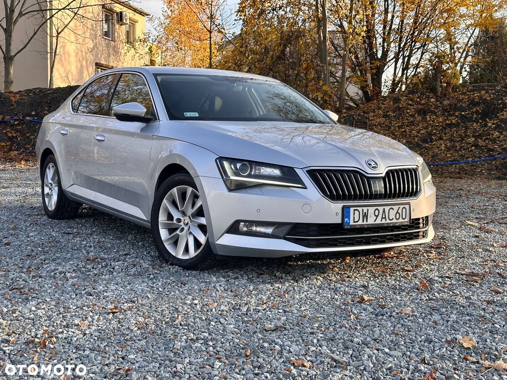 Skoda Superb 2.0 TDI Style DSG - 1