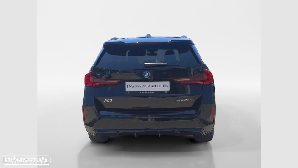 BMW X1 xDrive25e Pack Desportivo M - 7