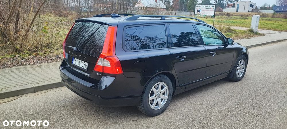 Volvo V70 2.0 Momentum - 19