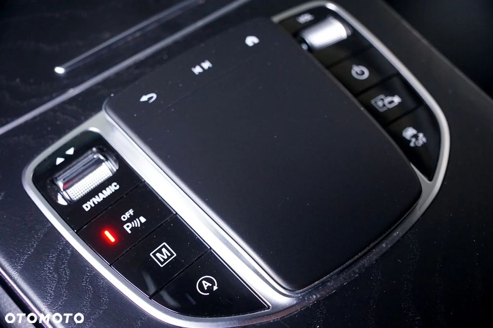 Mercedes-Benz GLC 400 d 4Matic 9G-TRONIC AMG Line - 22