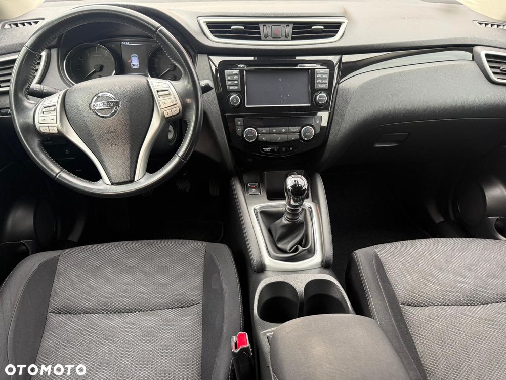 Nissan Qashqai 1.2 DIG-T N-Connecta EU6 - 12