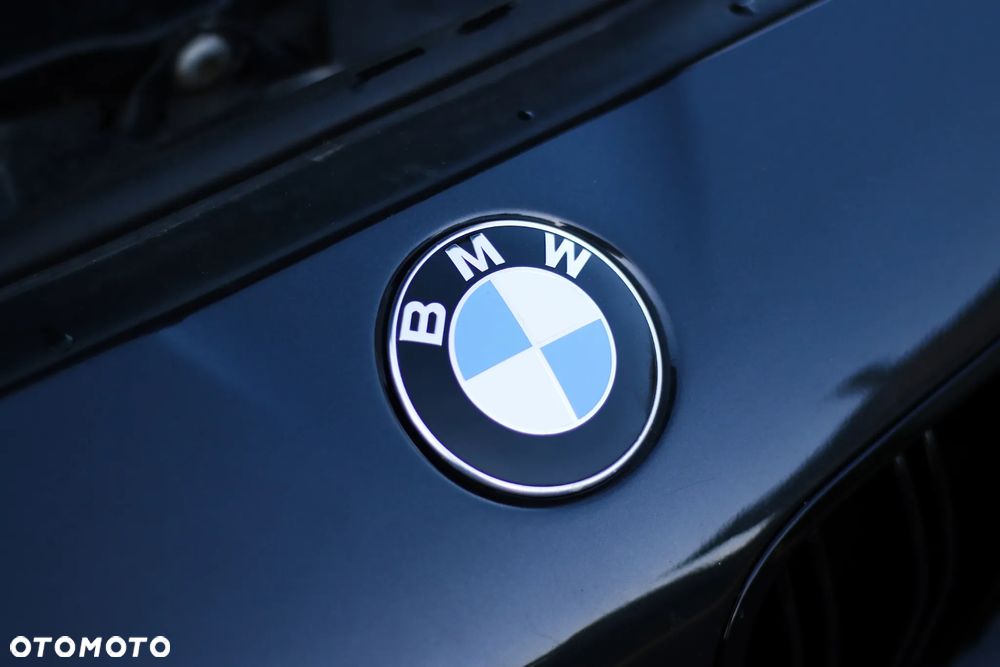 BMW Seria 5 528i xDrive - 10