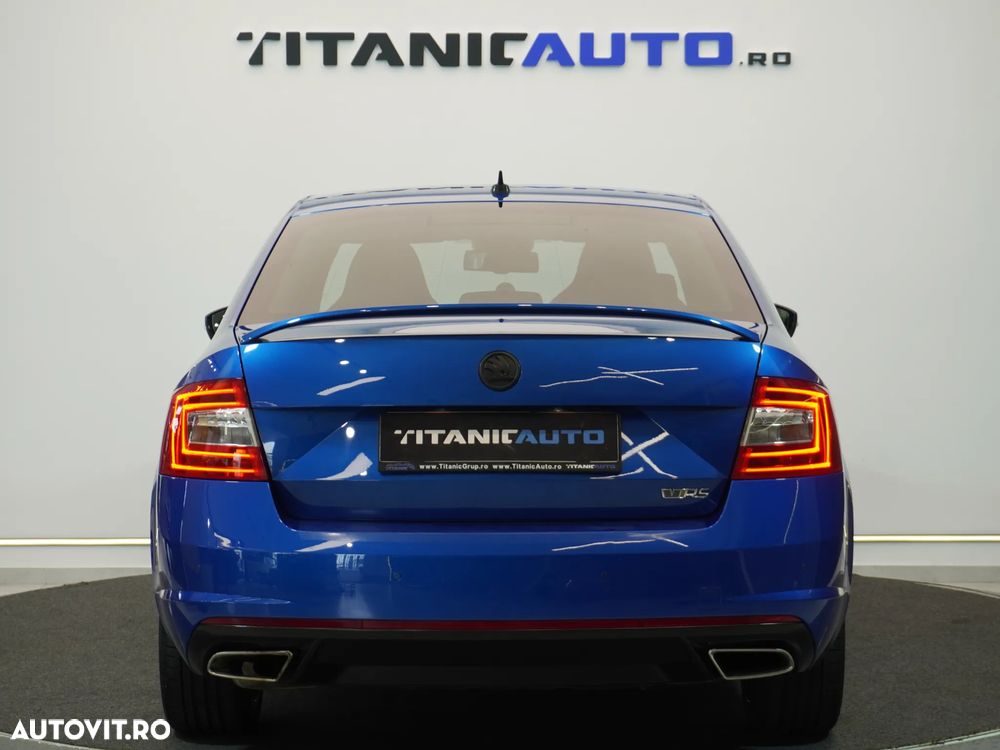Skoda Octavia 2.0 TDI DSG RS - 6