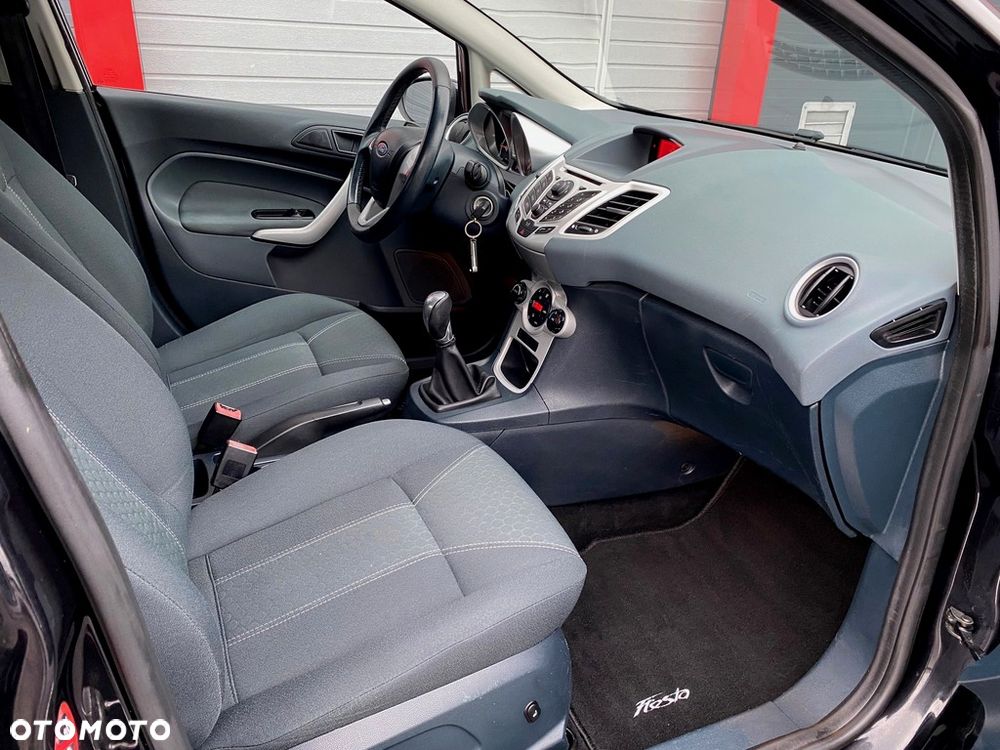 Ford Fiesta 1.25 Titanium - 8