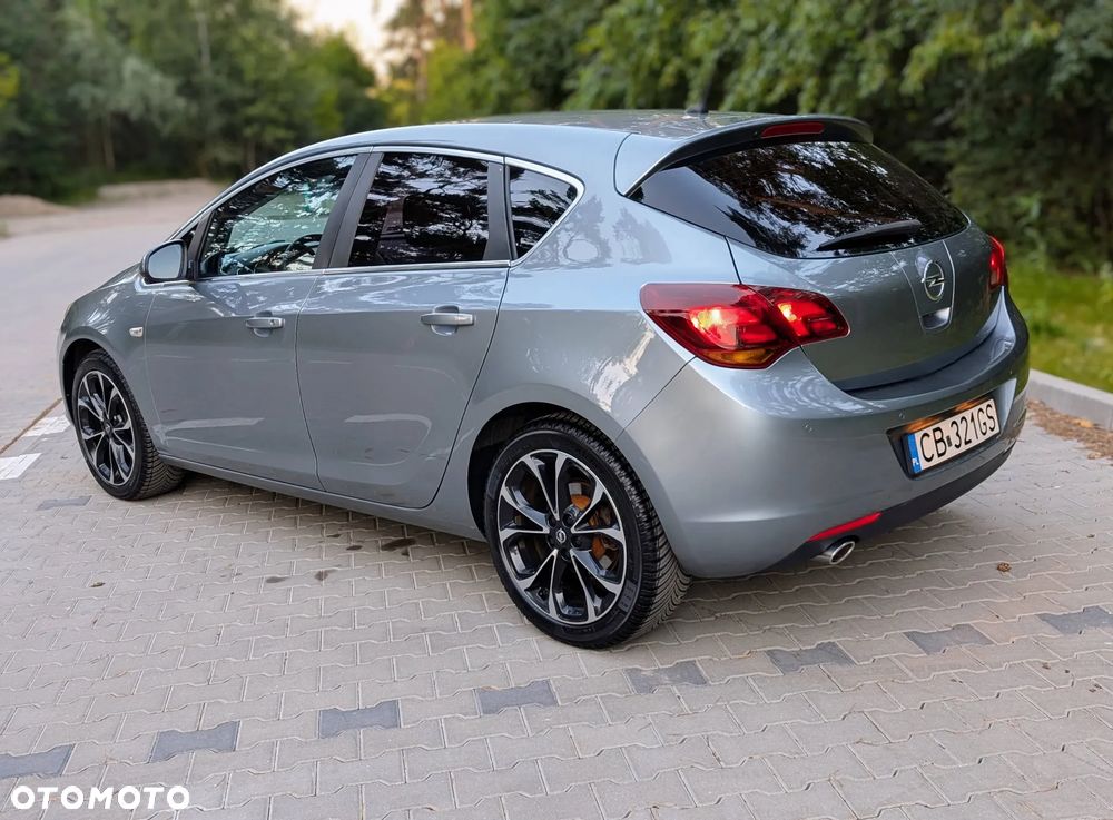 Opel Astra - 18