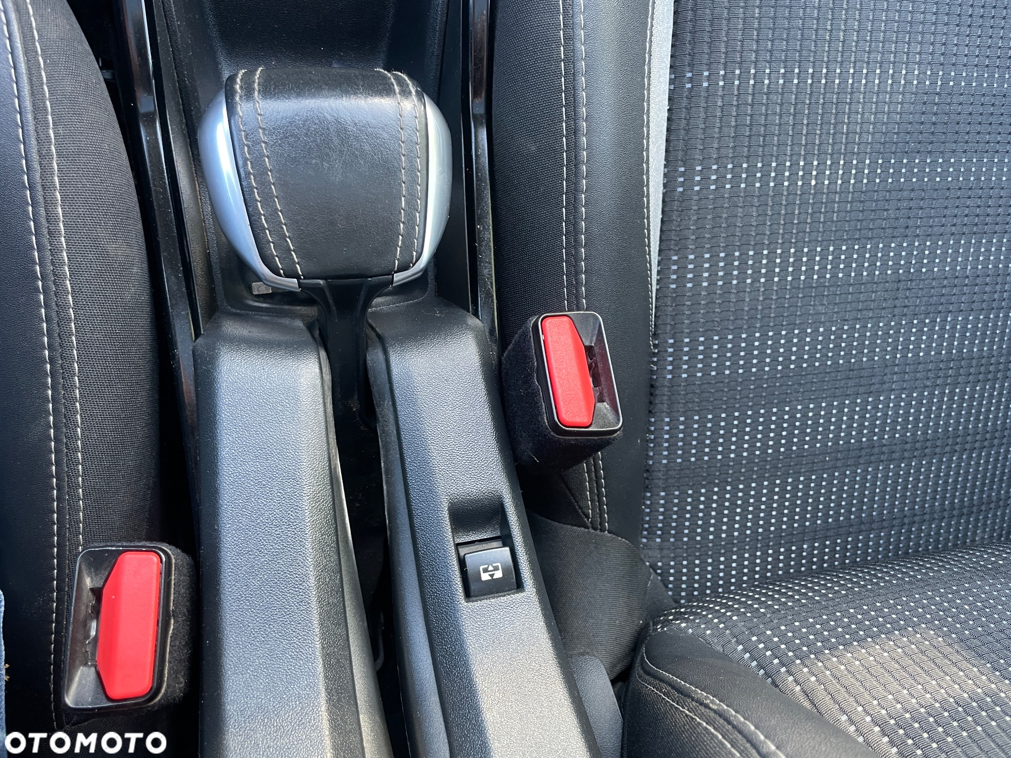 Peugeot 2008 PureTech 110 Stop&Start Style - 33