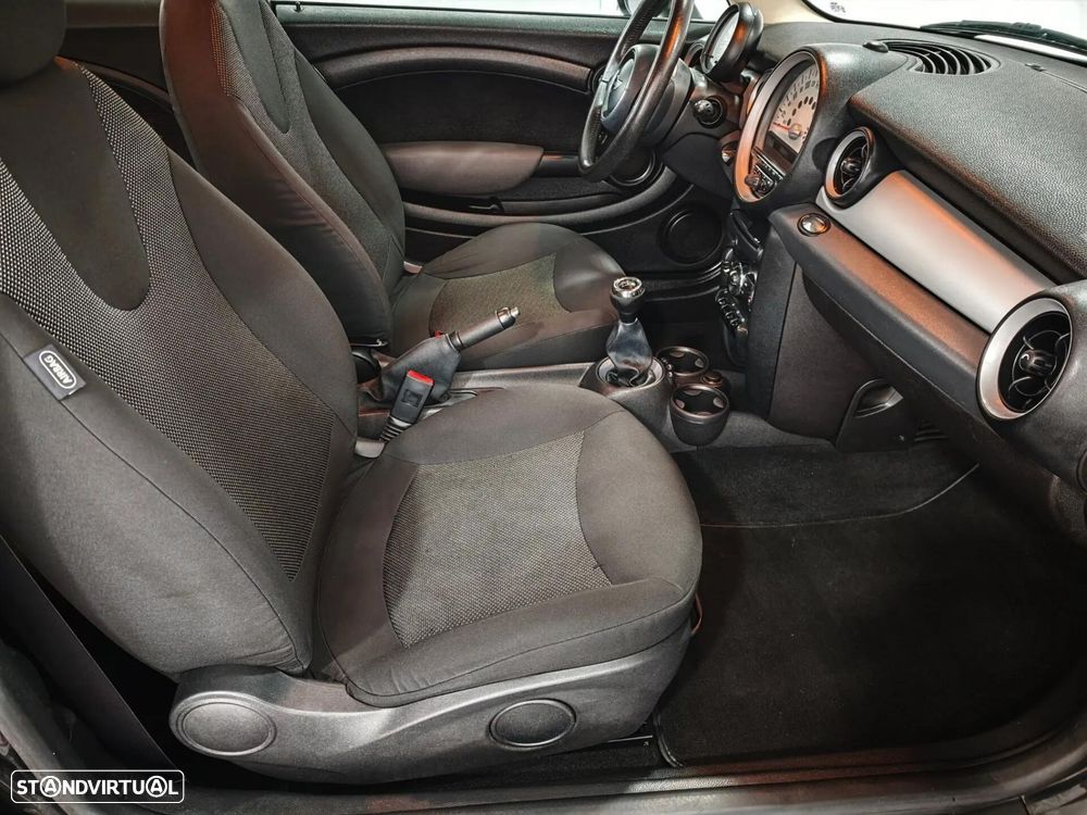 MINI 3 Portas Cooper - 22
