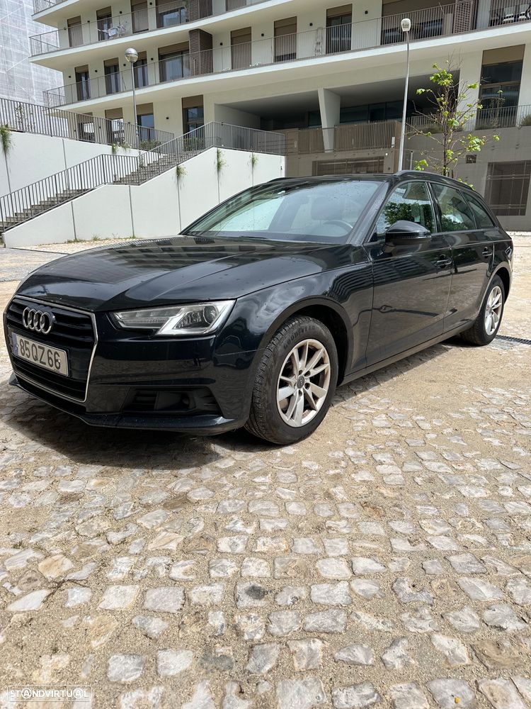 Audi A4 Avant 2.0 TDI Advance S tronic - 6