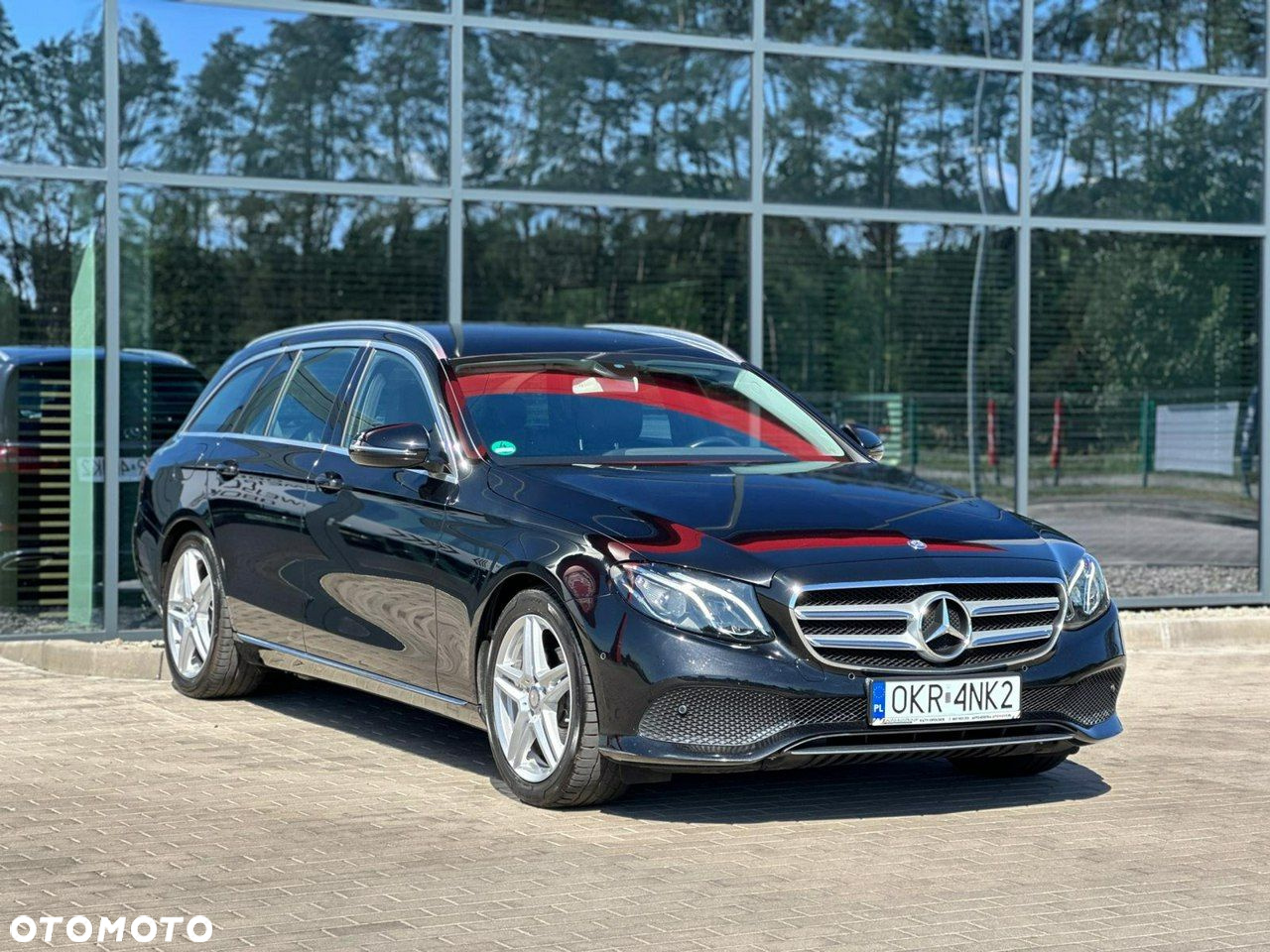 Mercedes-Benz Klasa E 200 T 9G-TRONIC Avantgarde - 6