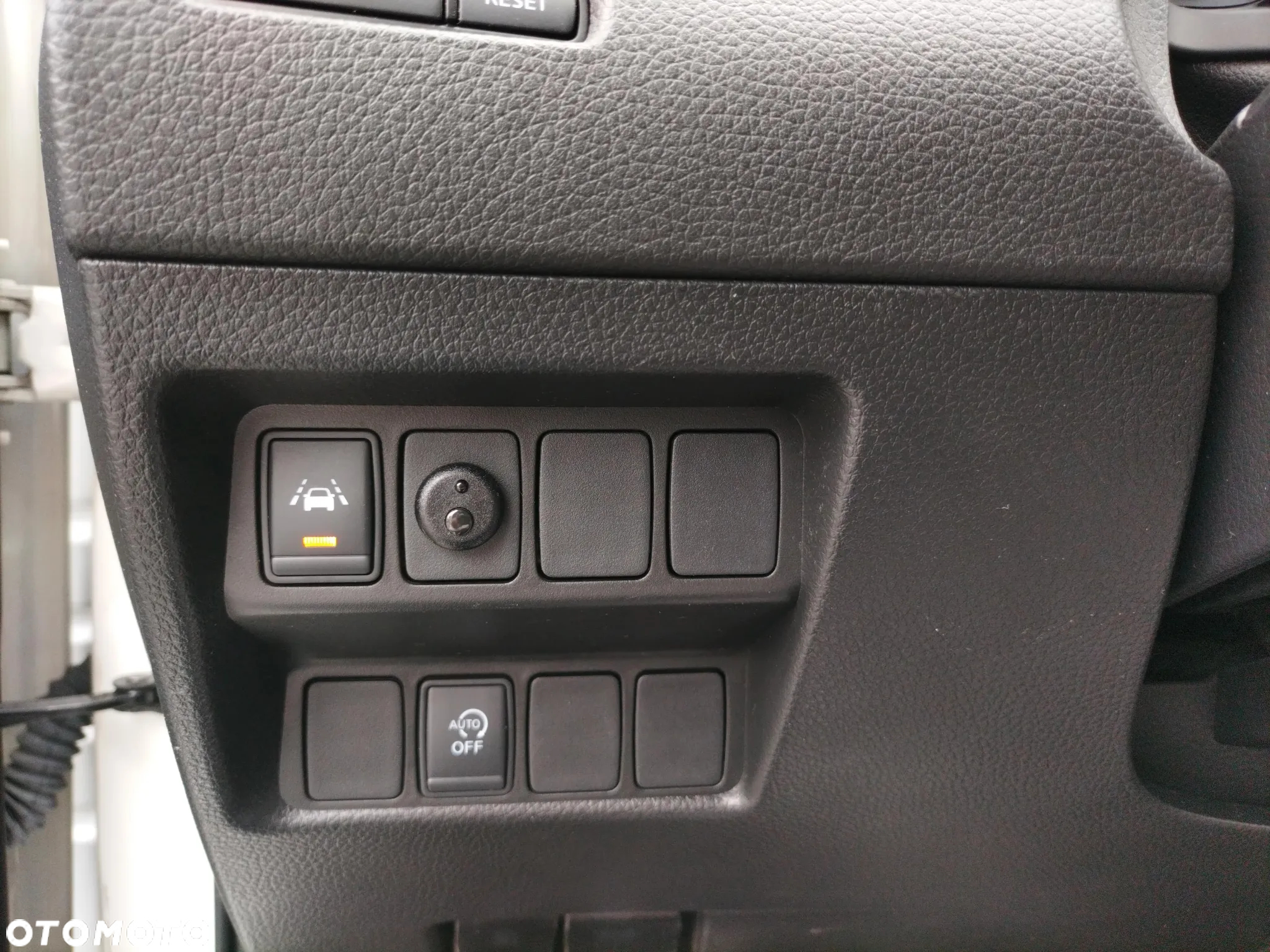 Nissan Qashqai 1.3 DIG-T N-Connecta EU6d - 20