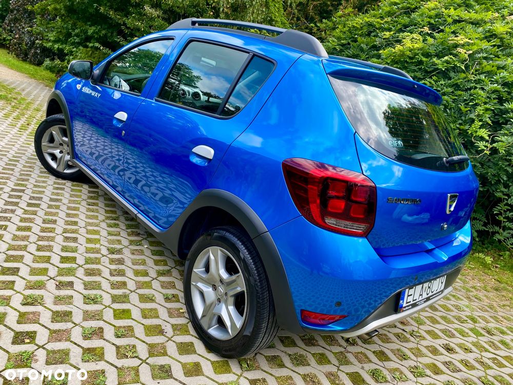 Dacia Sandero Stepway TCe 90 (S&S) Celebration - 13