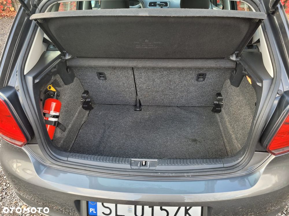 Volkswagen Polo 2011 photo 5
