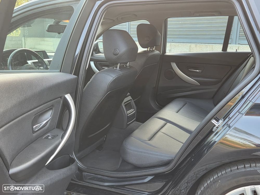 BMW 318 d Aut. Sport Line - 19