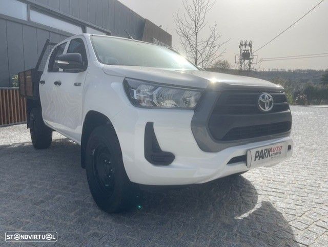 Toyota Hilux 2.4 D-4D 4WD CD CM
