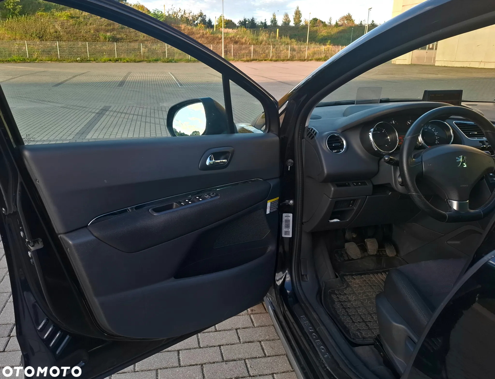 Peugeot 3008 HDi FAP 110 Platinum - 22