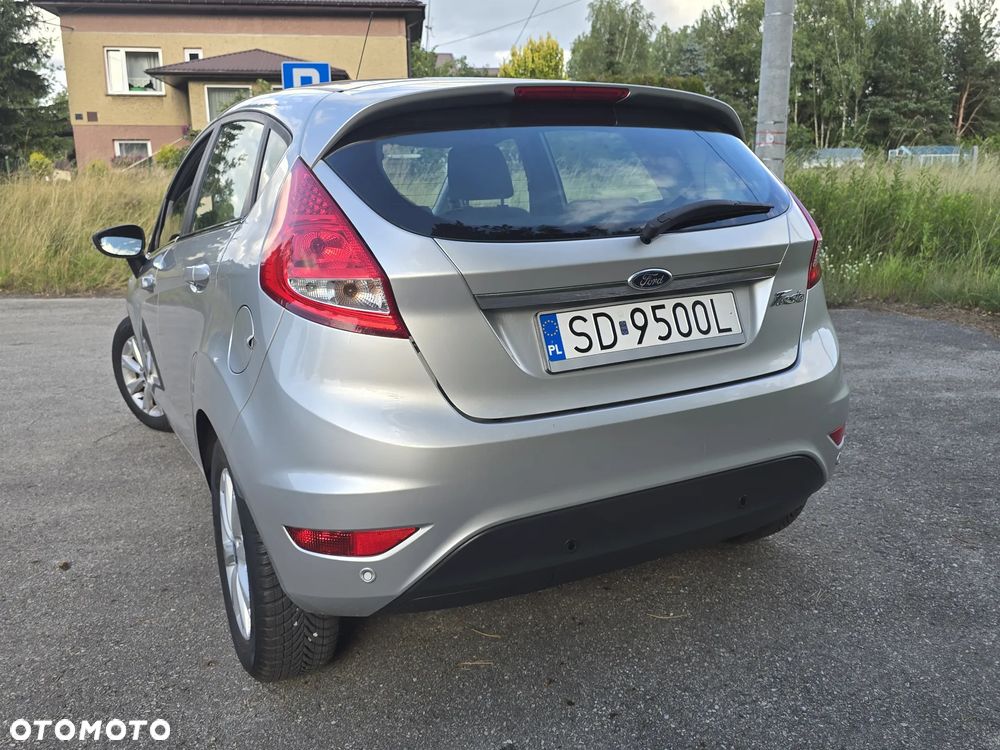 Ford Fiesta 1.4 Champions Edition - 17