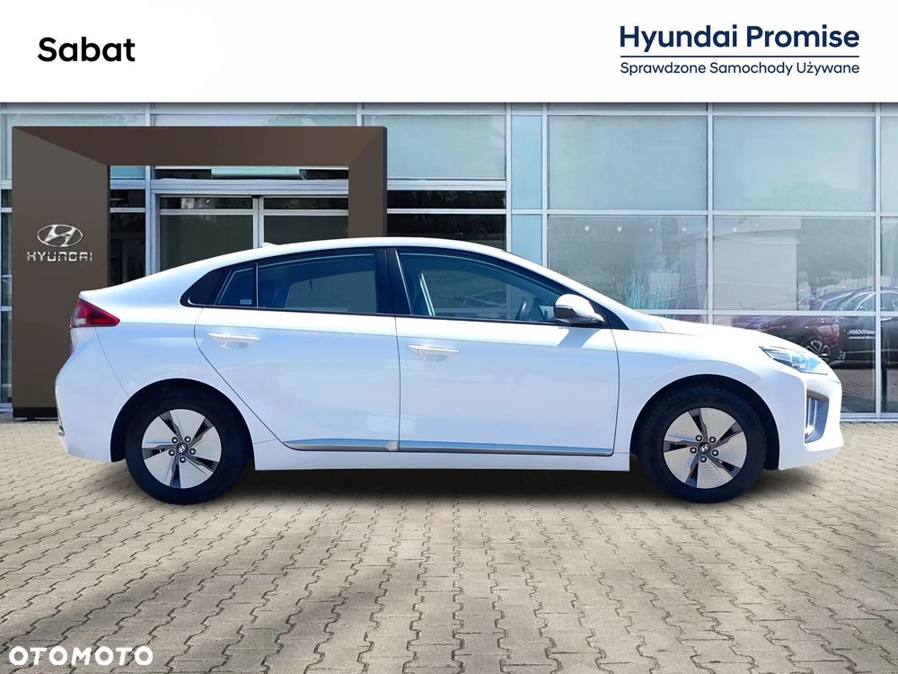 Hyundai IONIQ Hybrid Business - 4