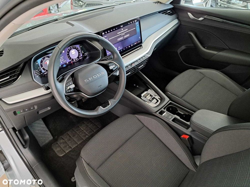 Skoda Octavia 1.5 TSI mHEV Selection DSG - 18