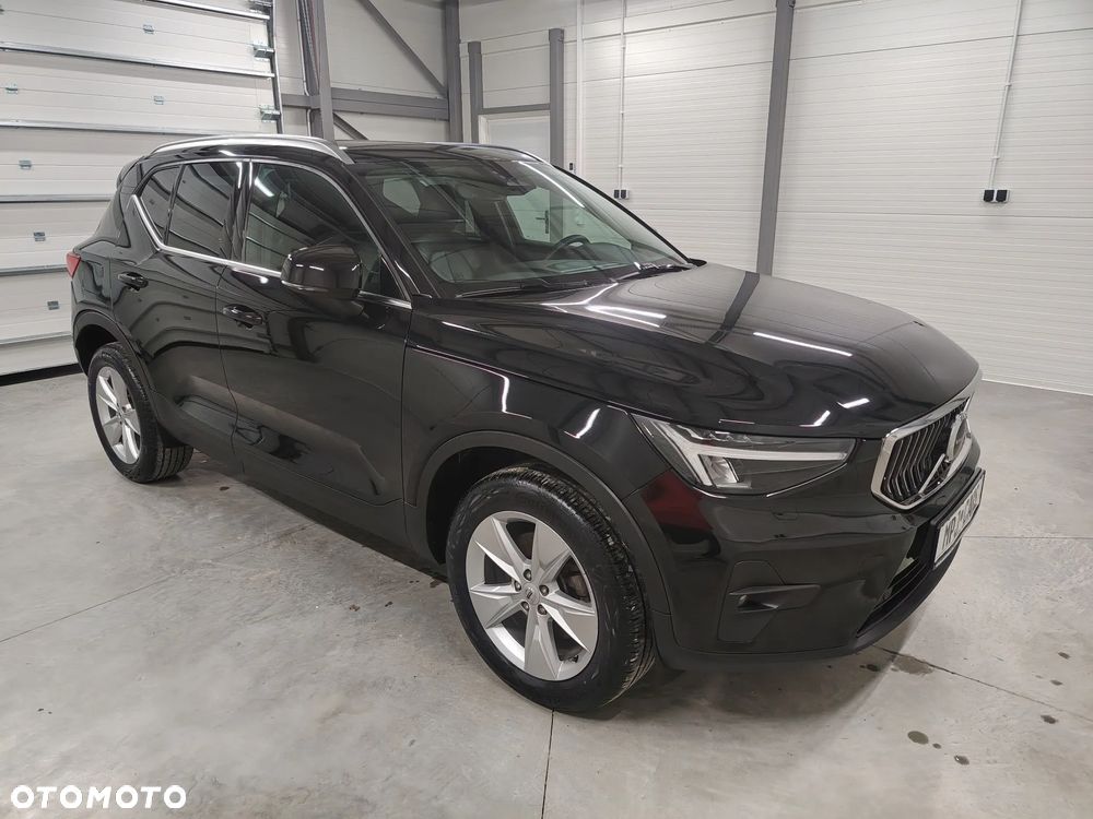 Volvo XC 40 B3 Plus Dark - 17