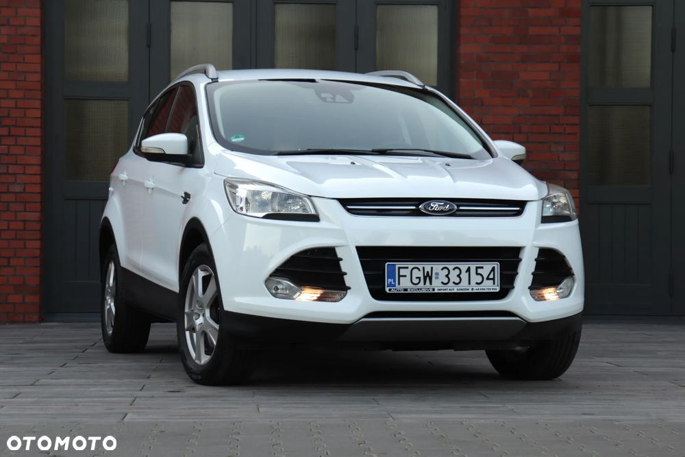 Ford Kuga 2.0 TDCi 2x4 Titanium - 6