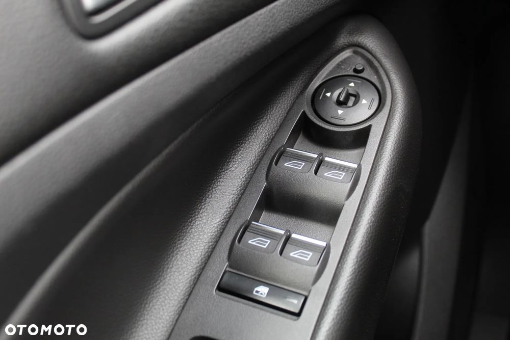 Ford Kuga 2.0 TDCi 4WD Titanium - 22