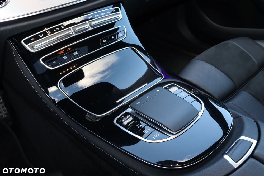 Mercedes-Benz CLS - 14