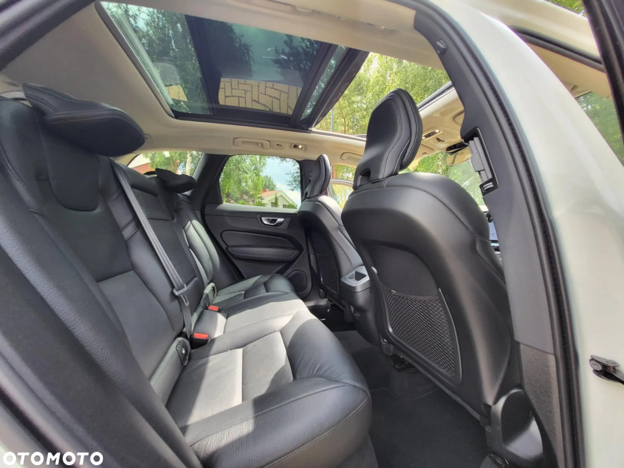 Volvo XC 60 T5 Momentum Pro - 7