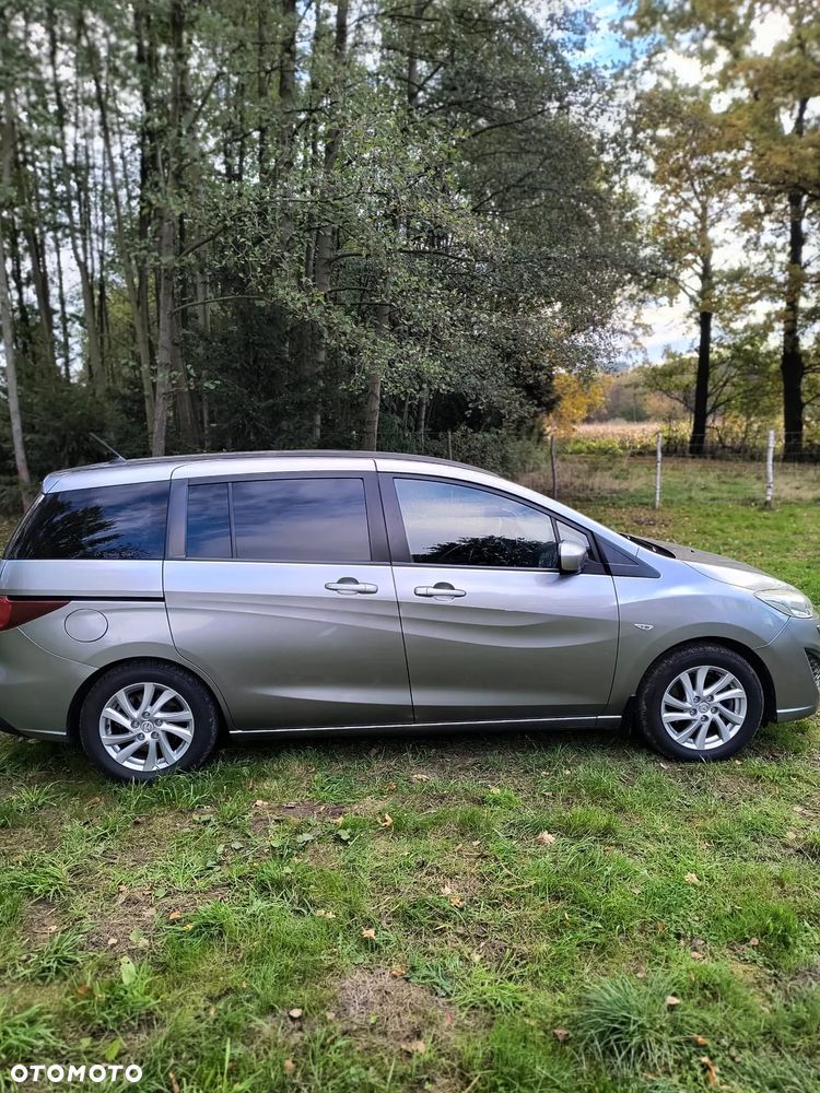 Mazda 5 - 6