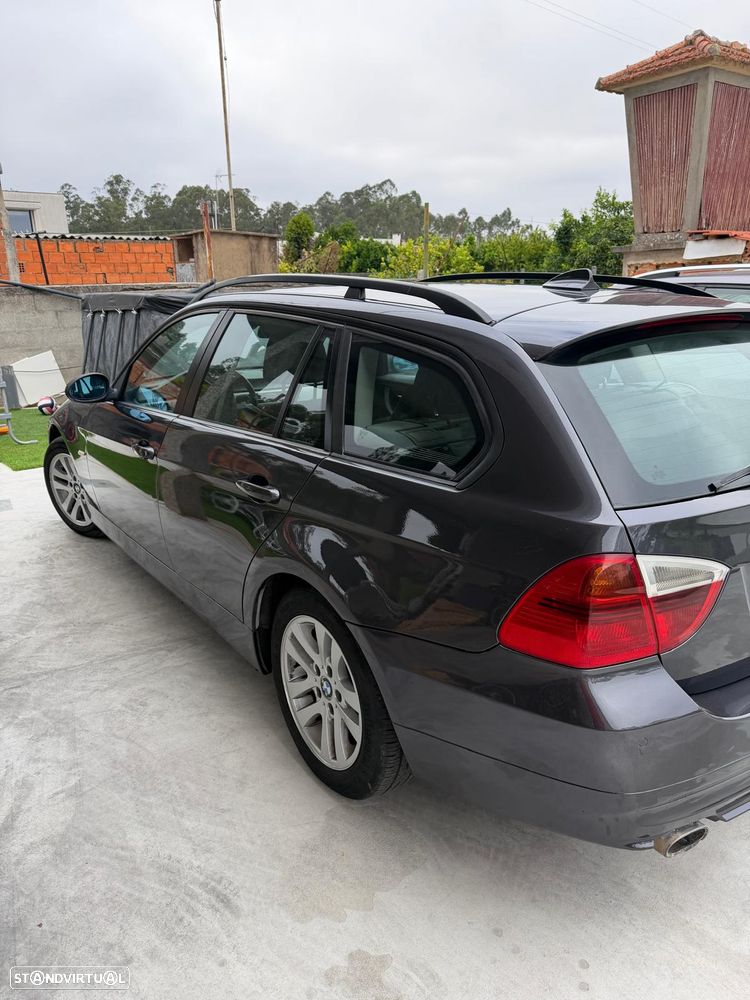 BMW 320 d - 1
