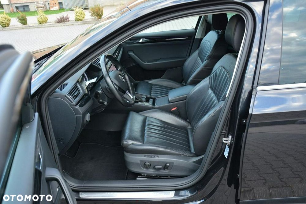 Skoda Superb 2.0 TDI 4x4 L&K DSG - 19