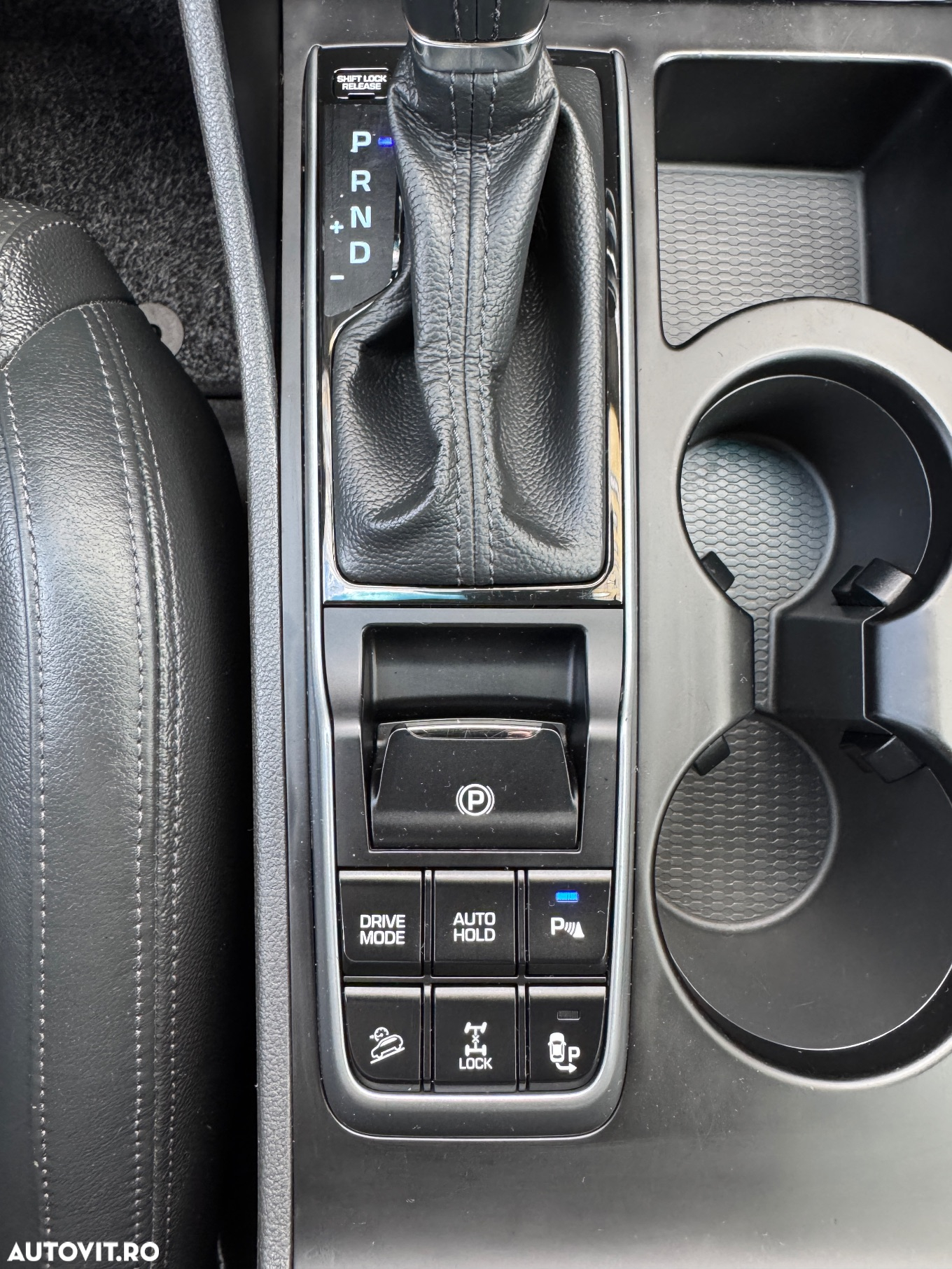 Hyundai Tucson 2.0 CRDI 4WD 6AT Premium+ - 30